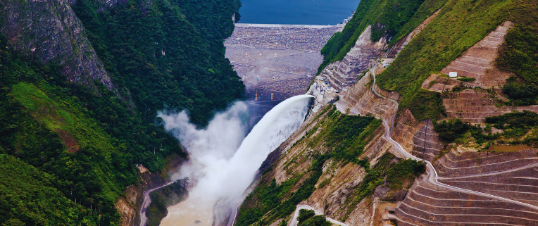 foto de barragem hidrelétrica