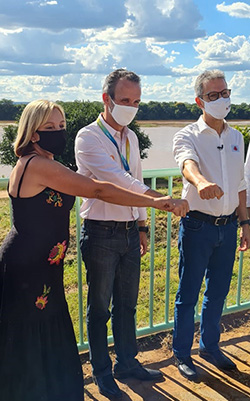 novo sistema de abastecimento de água de Montes Claros