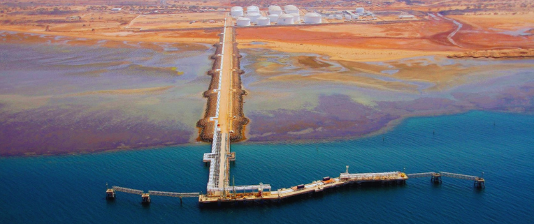 foto aérea de terminal marítimo