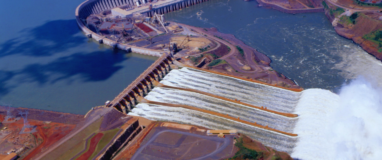 foto de barragem hidrelétrica